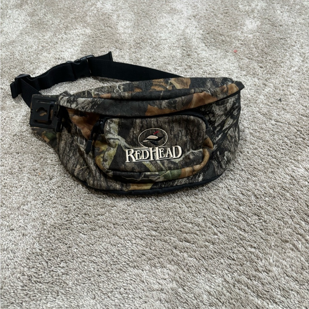 Redhead Fanny pack
